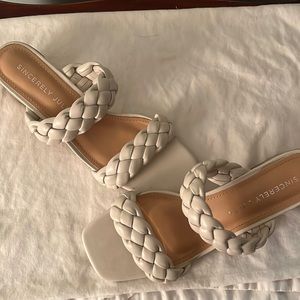 Two strap braided low heel